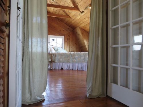 9 Beach Ave, Plymouth, MA 02360-5995