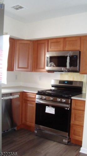 37 Schuyler St, Belleville NJ  07109-3016 exterior