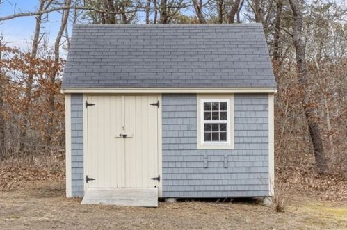 3 Bassett Wood Rd, Harwich MA 02645-2470 exterior