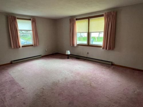 76 Cleveland St, Seekonk MA  02771-4207 exterior