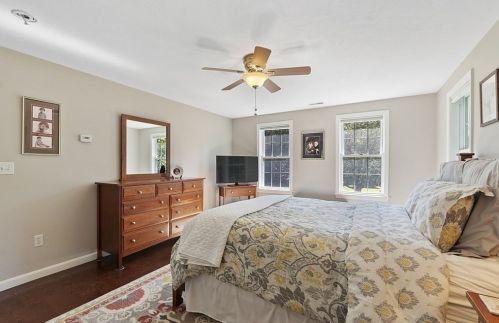 225 Sycamore Dr, Holden MA 01520-1152 exterior