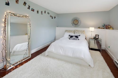 10 Leonard St, Hingham MA 02043-4725 exterior