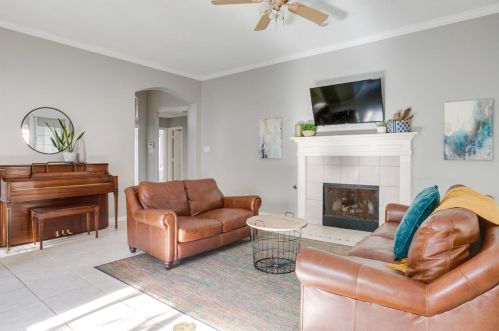 8009 Hosta Way, Fort Worth TX  76123-1830 exterior