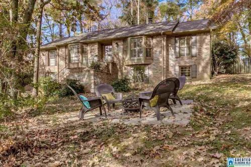 3411 Surrey Hill Ln, Birmingham, AL 35243-1728