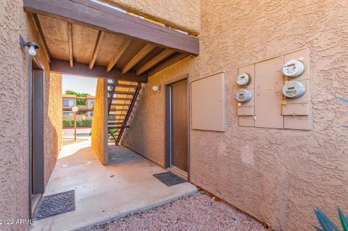 2320 52nd St, Phoenix, AZ 85008-2646
