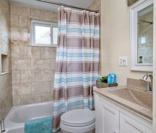 108 Crane St, Dedham MA 02026-3842 exterior