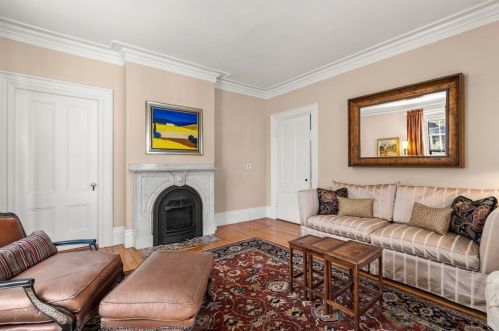 120 Pleasant St, Newton MA 02459-1810 exterior