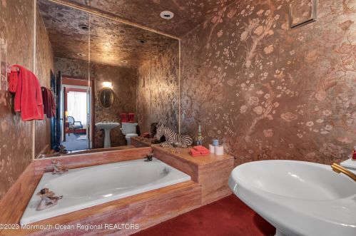 310 Cooper Rd, Tinton Falls NJ 07701-6010 exterior