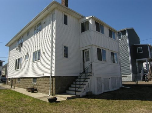 23 Fordham St, Arlington MA 02474-3402 exterior