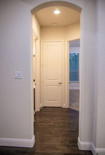 7959 Southfork Bnd, Irving TX 75063-4527 exterior