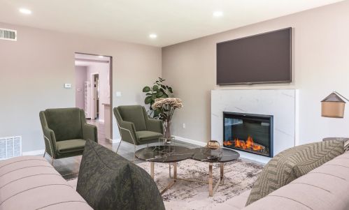 1217 Burkhart Ave, San Leandro CA  94579-2003 exterior