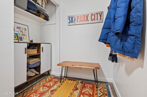 3036 Fawn Dr, Park City UT 84098-5368 exterior