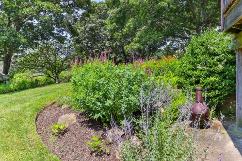 190 Windjammer Ln, Eastham MA 02642-3416 exterior