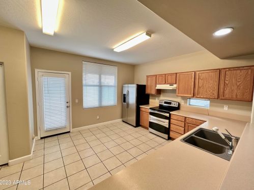 5911 35th Pl, Phoenix AZ  85040-3871 exterior