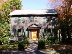 11 Stearns St, Newton, MA 02459-2441