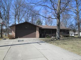 834 Fritzler Dr, Saginaw, MI 48609-5102
