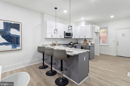 6202 Callowhill St, Philadelphia PA 19151-4102 exterior