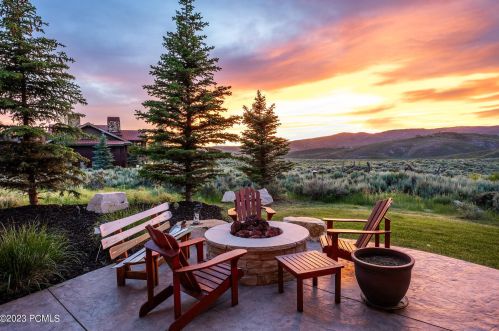 2366 Westview Trl, Park City UT 84098-6342 exterior