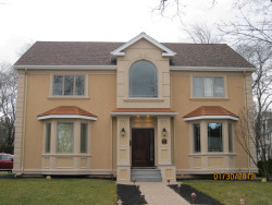 4 Village Cir, Newton, MA 02459-3071