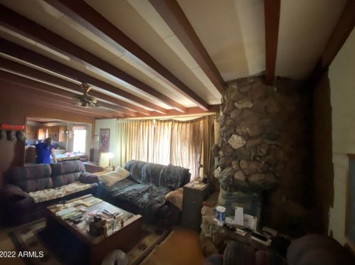 3002 Charter Oak Rd, Phoenix AZ 85032-7449 exterior