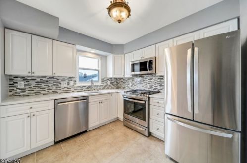 78 Bernice Rd, Belleville, NJ 07109-1563