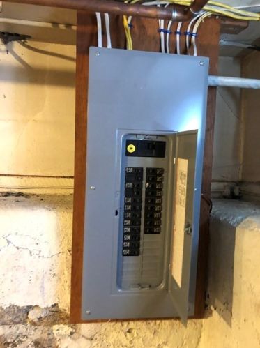 1192 Robeson St, Fall River MA  02720-5508 exterior