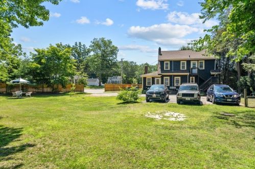 188 Newman Ave, Seekonk MA 02771-4911 exterior