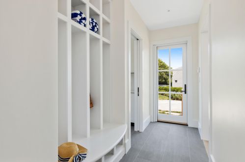 34 Holway St, Chatham MA  02633-2415 exterior