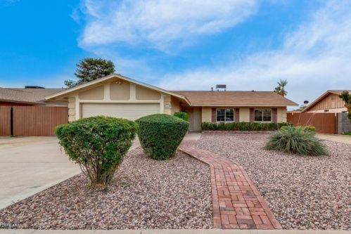 3413 Acoma Dr, Phoenix AZ  85032-4765 exterior