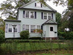 8 Avalon Rd, Newton, MA 02468-1610