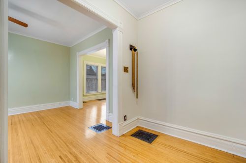 3440 Clinton Ave, Forest View, IL 60402-3322