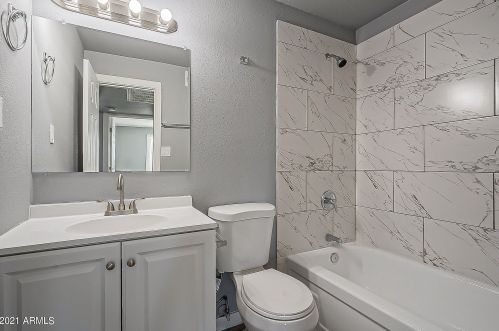 1614 65th Ave, Phoenix AZ 85033-1603 exterior