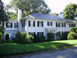 49 Farlow Rd, Newton, MA 02458-2457