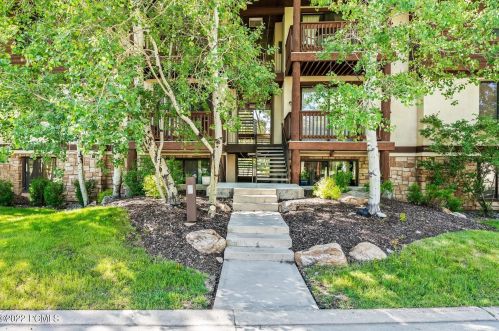 1600 Pinebrook Blvd, Park City UT 84098-8276 exterior