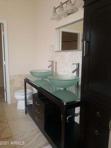 4713 Charleston Ave, Phoenix AZ 85032-1175 exterior