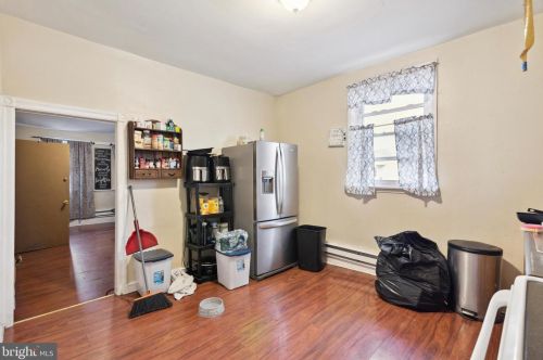 4265 6 St, Philadelphia PA 19140-2313 exterior