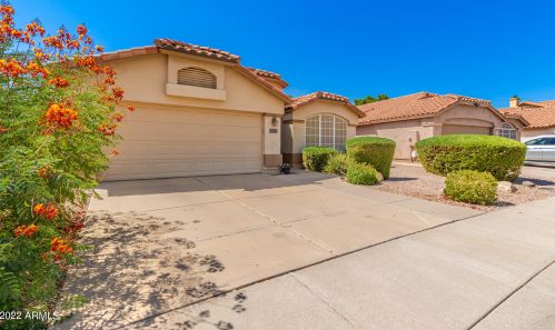 15460 44th Way, Phoenix, AZ 85044-4927