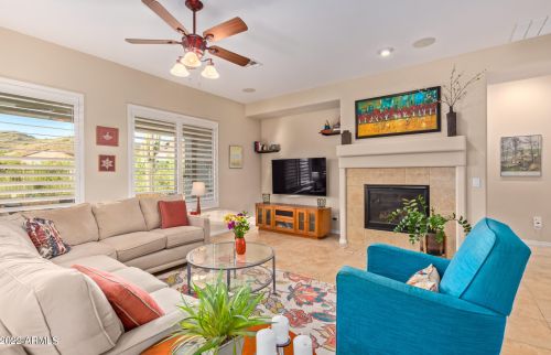 1816 Eagle Talon Trl, Phoenix AZ 85085-5344 exterior