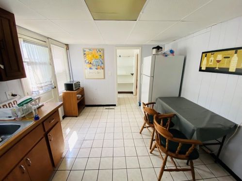 114 Broad St, Weymouth MA  02188-2314 exterior