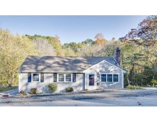 493 Essex St, Weymouth, MA 02188-3606