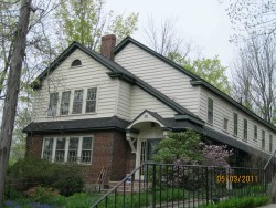 30 Perkins St, Newton, MA 02465-2303