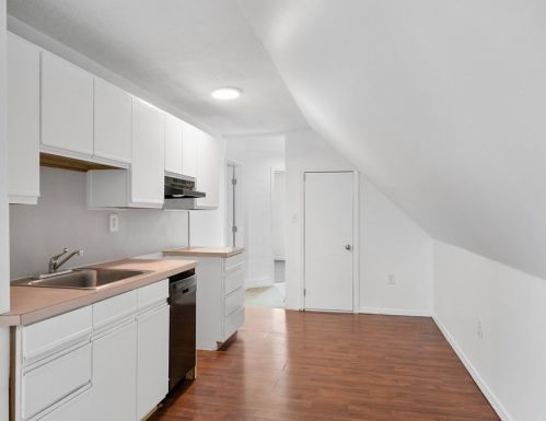 36 Lambert Ave, Chelsea MA 02150-1304 exterior