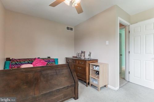 841 Boundary Rd, West Deptford NJ 08096-3614 exterior