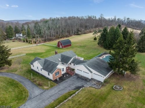 486 Adamic Hill Rd, Milford NJ  08848-1742 exterior