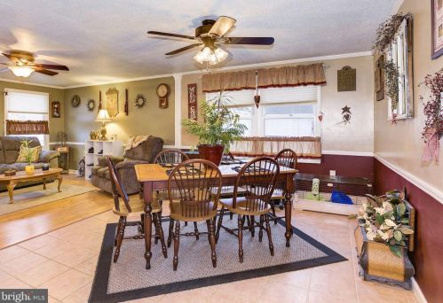 420 Pennsylvania Ave, West Deptford NJ 08063-1223 exterior