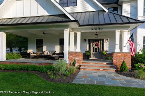 61 Winding Way, Little Silver NJ 07739-1720 exterior