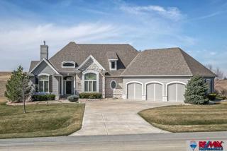 12261 Bobwhite Rd, Gretna, NE 68028-4290