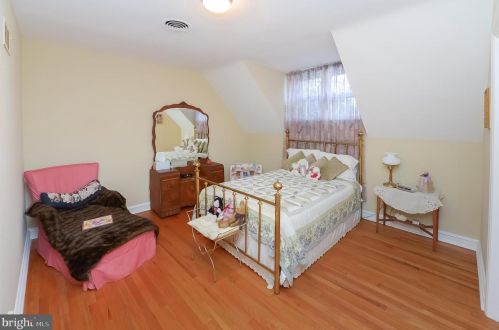 645 Kings Hwy, West Deptford NJ 08096-3129 exterior