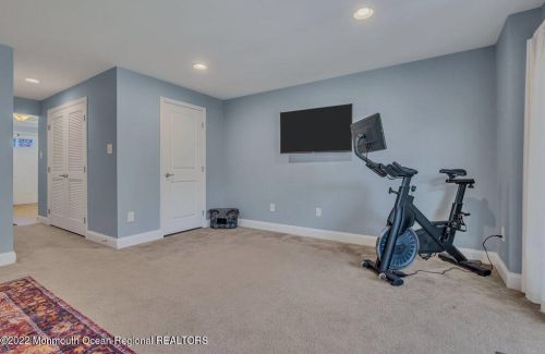 136 Kyle Dr, Tinton Falls NJ  07712-7537 exterior