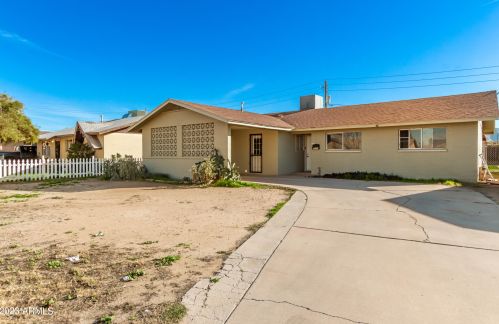 2261 Bowker St, Phoenix, AZ 85040-3481